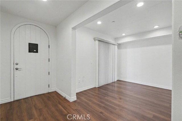 201 N Azusa Ave Unit 6