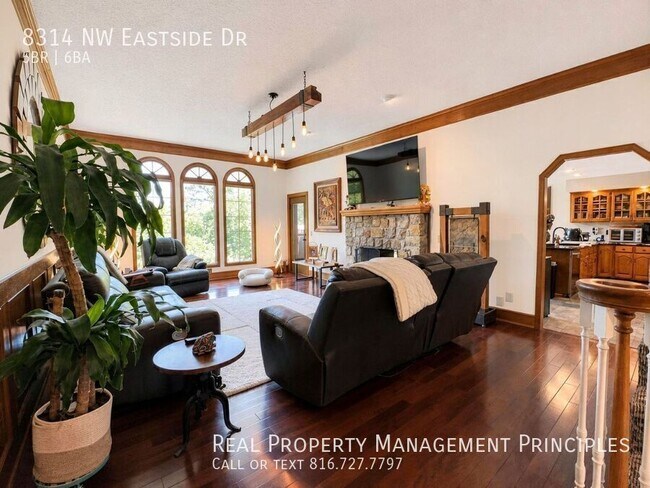 Photo - 8314 NW Eastside Dr