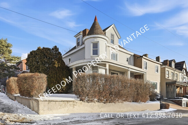 Photo - 703 Excelsior St Unidad 2