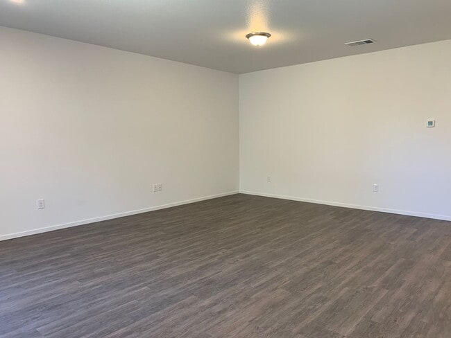 Photo - 4 bedroom Townhome
