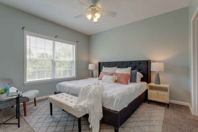 Photo - 2025 Woodmont Blvd Unit 124