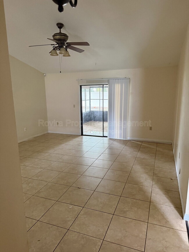 Photo - 7 Dorset Dr