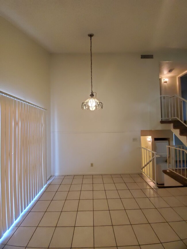 Three Bedroom Townhome with Fireplace + Bo... - Three Bedroom Townhome with Fireplace + Bo...