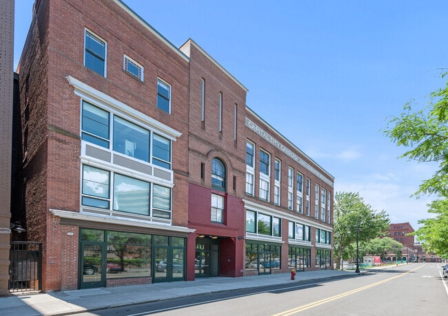The Hartford Carriage House - The Hartford Carriage House