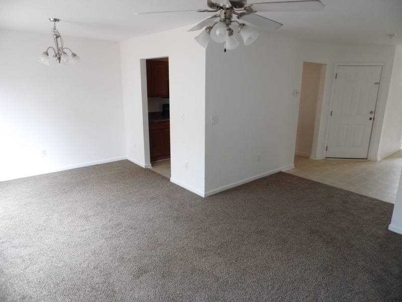 Photo - 716 Bellview Way