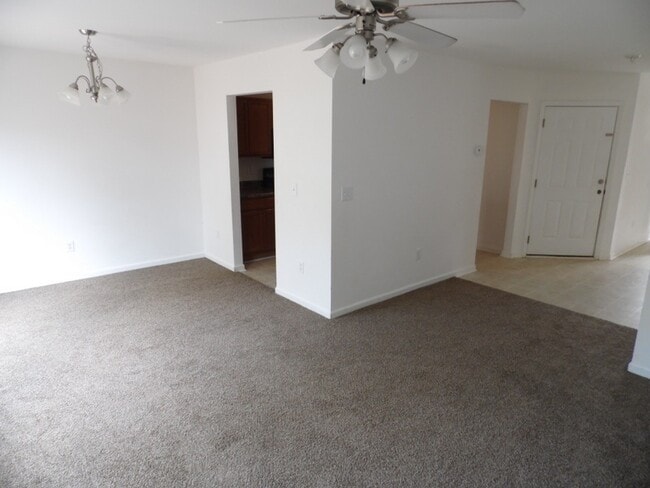 716 Bellview Way