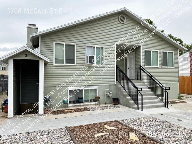 Building Photo - 3708 McCall St E Unit 1