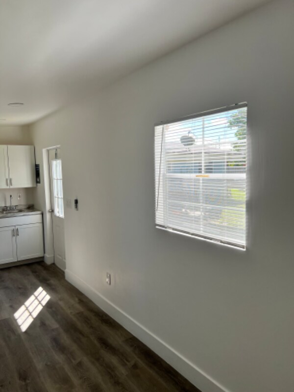 Photo - 3835 NW 184th St Unidad Efficiency