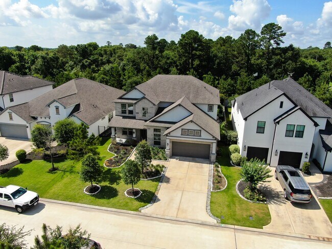 41 Snowdrop Lily Dr