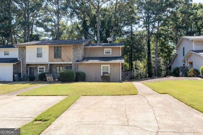 Photo - 1682 Wynndowne Trail