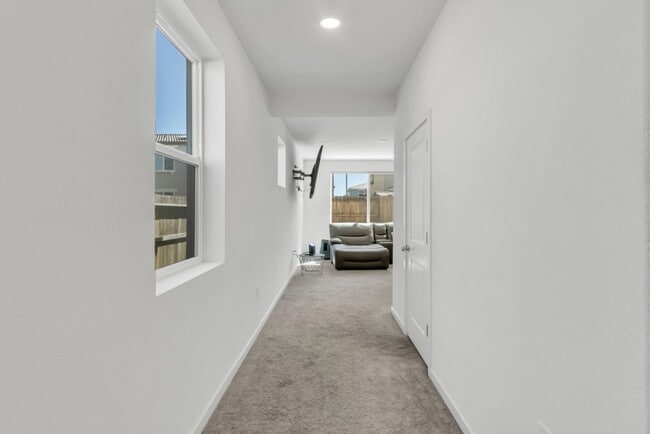 Photo - 7657 Bracer Wy