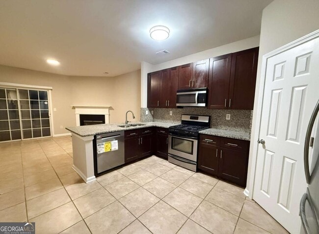 Photo - 1527 Cove Creek Cir