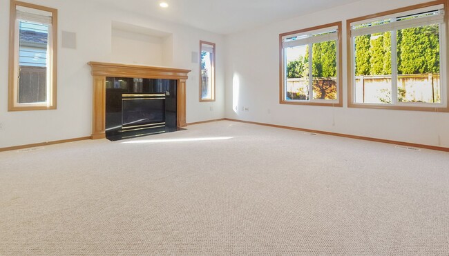 Photo - Spacious Updated 4 Bedroom Home with 3 Car Garage