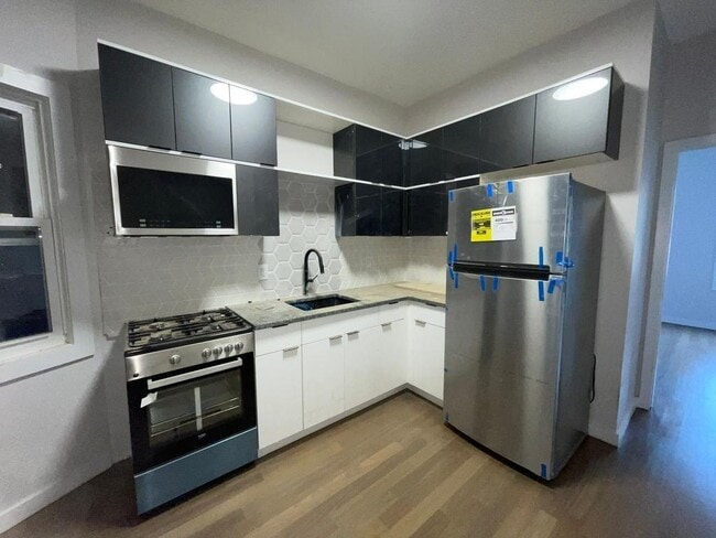 Photo - 107 Magazine St Unit 2R