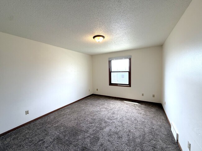 Photo - 4528 Speros Ln