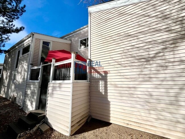 Photo - 1529 S Sable Blvd Unidad A