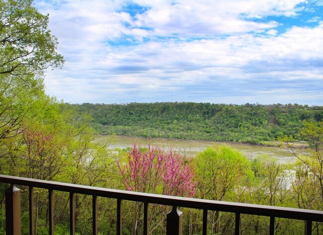 Photo - Indian Lookout Apartments