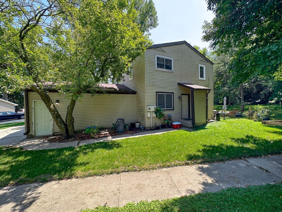 Photo - 4210-4212 Harris St Unit 4212