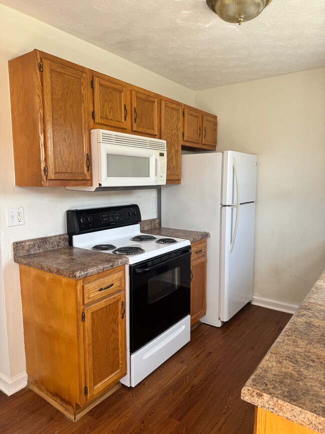 Photo - 910 Weeping Willow Dr Unit 6
