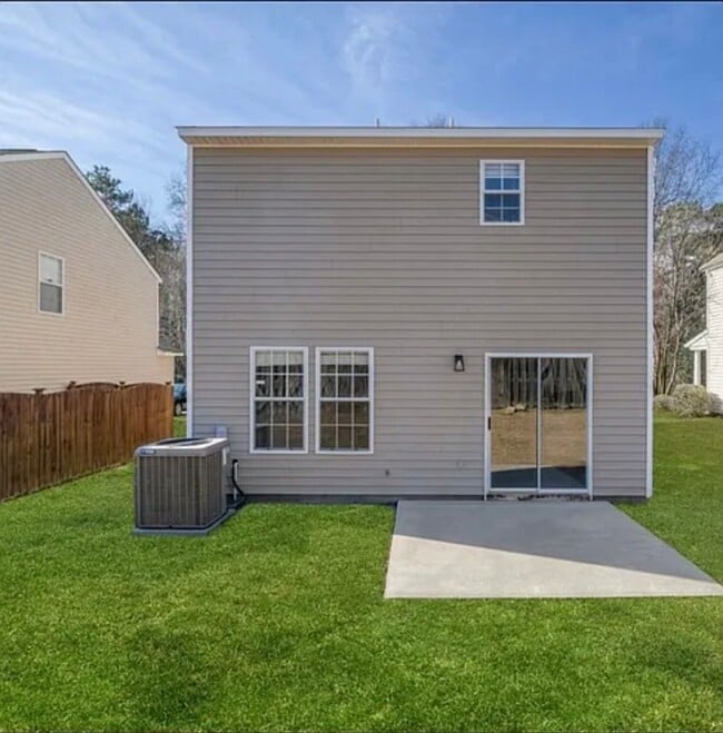 Photo - 116 Cottage Lake Way