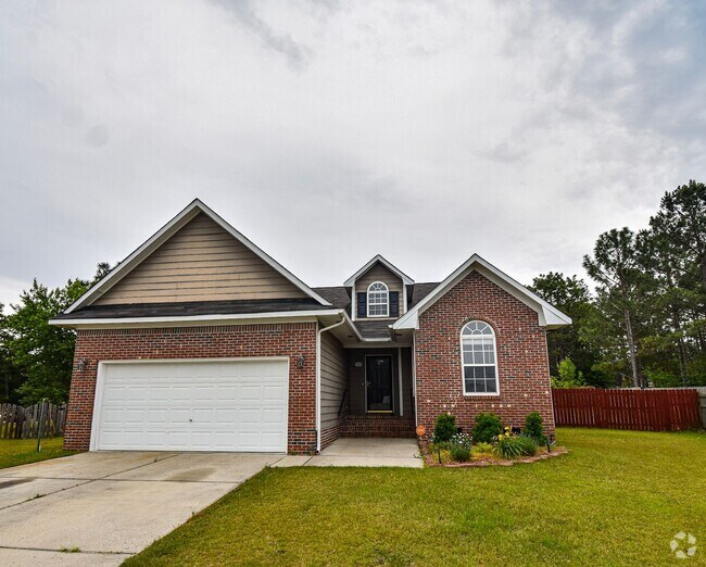 Building Photo - Coming Soon! 3 Bed 2 Bath with a Bonus Roo... Rental