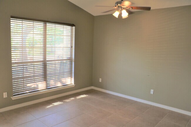 Photo - 1784 Ivalea Cir