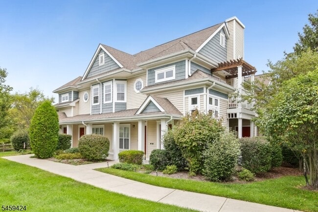 Building Photo - 156 Old Farm Dr