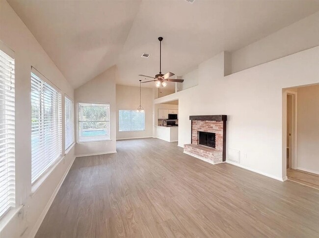 Photo - 11827 Meadowchase Dr