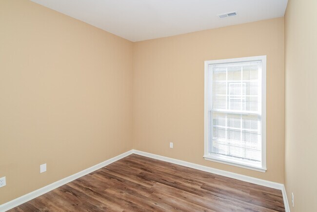 Photo - 195 Bonneville Dr Casa