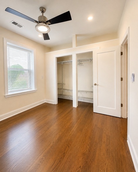 Photo - 4935 W Fulton St