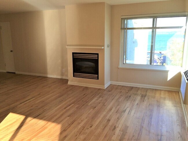Photo - Shorelands Apartments