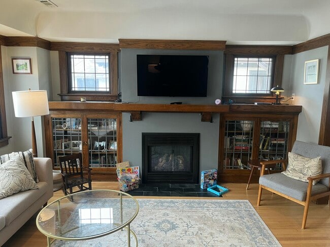 Photo - 5909 W Washington Blvd