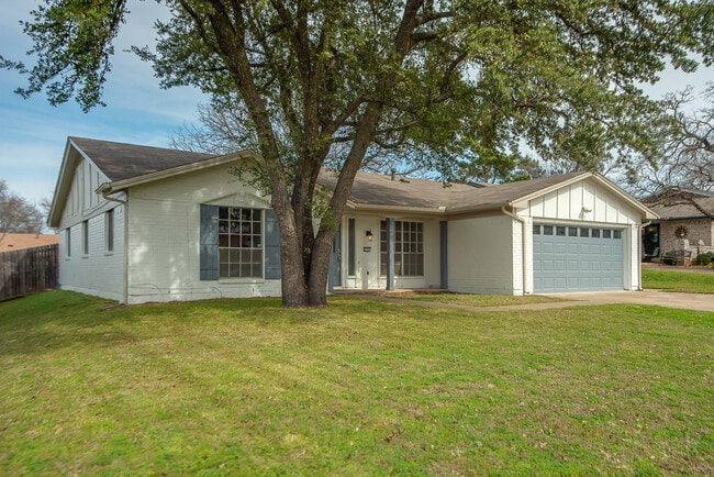 Photo - 2311 Blackhaw Ct