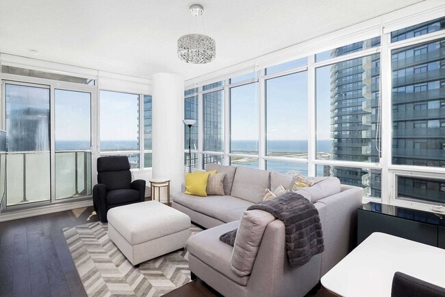 Photo - 55 Bremner Blvd