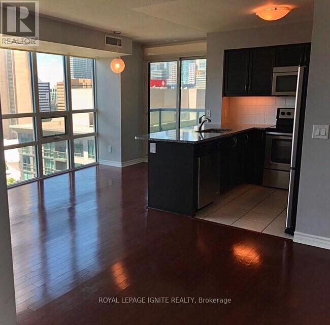 Photo - 19 Grand Trunk Crescent Unité 2202