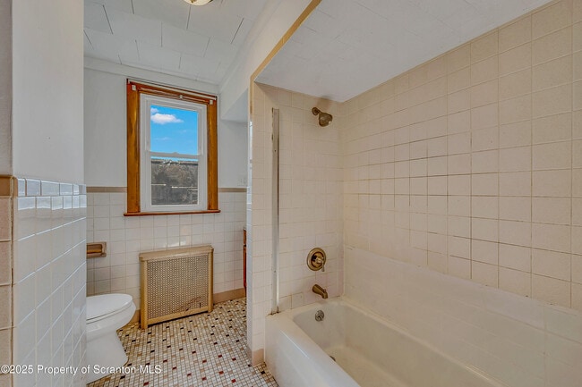 Photo - 1202 N Webster Ave