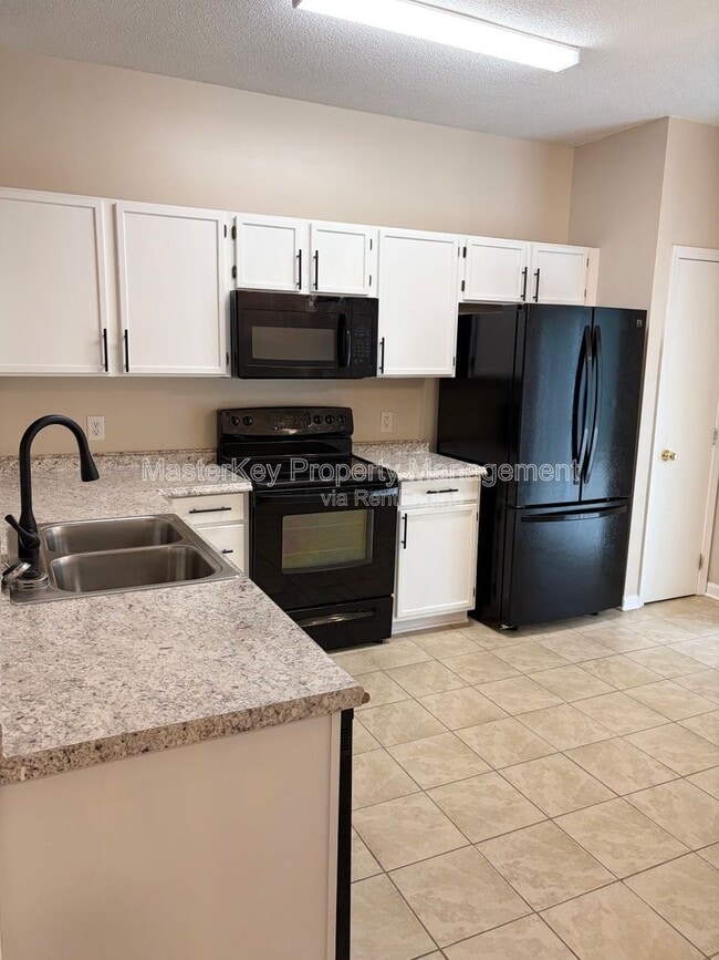 Photo - 204 Purple Leaf Rd