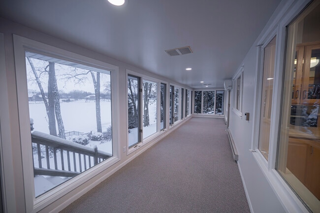 Building Photo - 1011 Third St