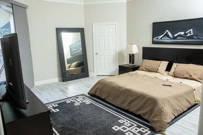 Photo - 3039 Bonnebridge Way Blvd