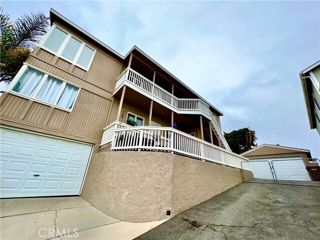 Photo - 2613 Calle Del Comercio