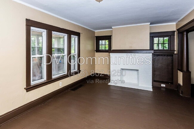 Photo - 1148 E 176th St