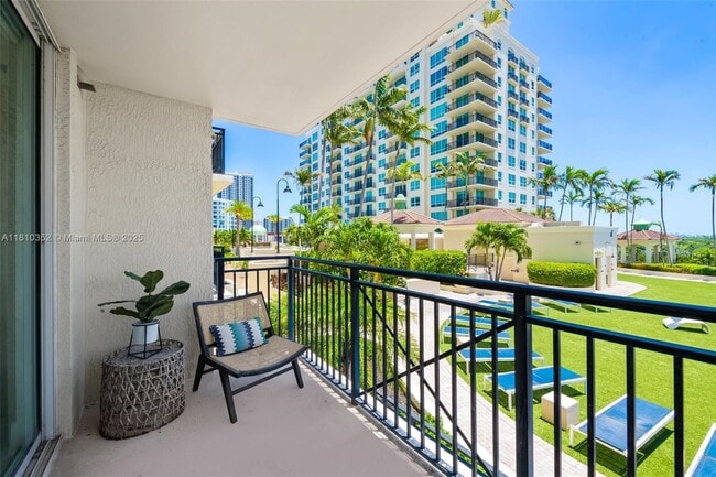 Photo - 610 W Las Olas Blvd Condo Unit 811N
