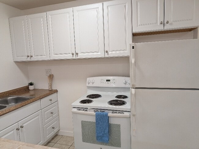 Photo - 5611 Fulcher Ave Unit 19