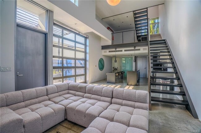 Photo - 1011 N Orange Grove Ave Unidad 5