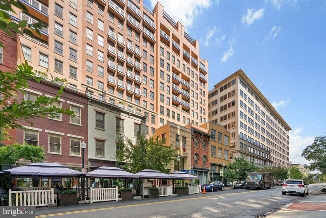 Building Photo - 631 D St NW Unit 1129