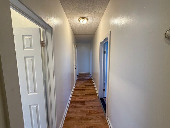 60 Lucerne St Unit 2