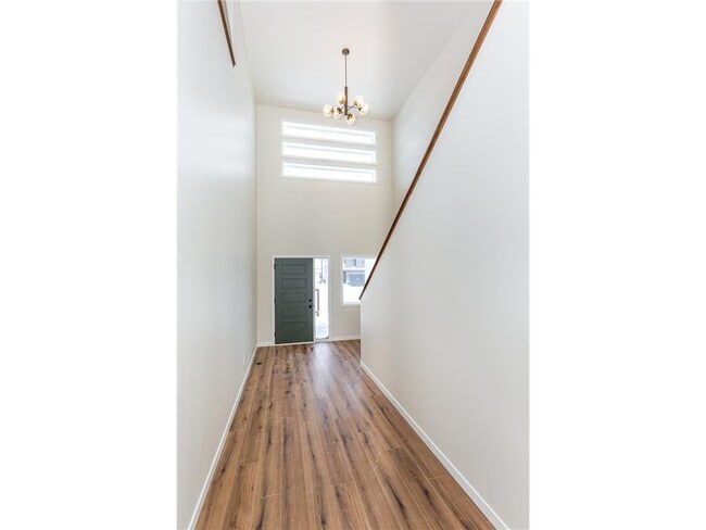 Photo - 5476 Lori Ln W