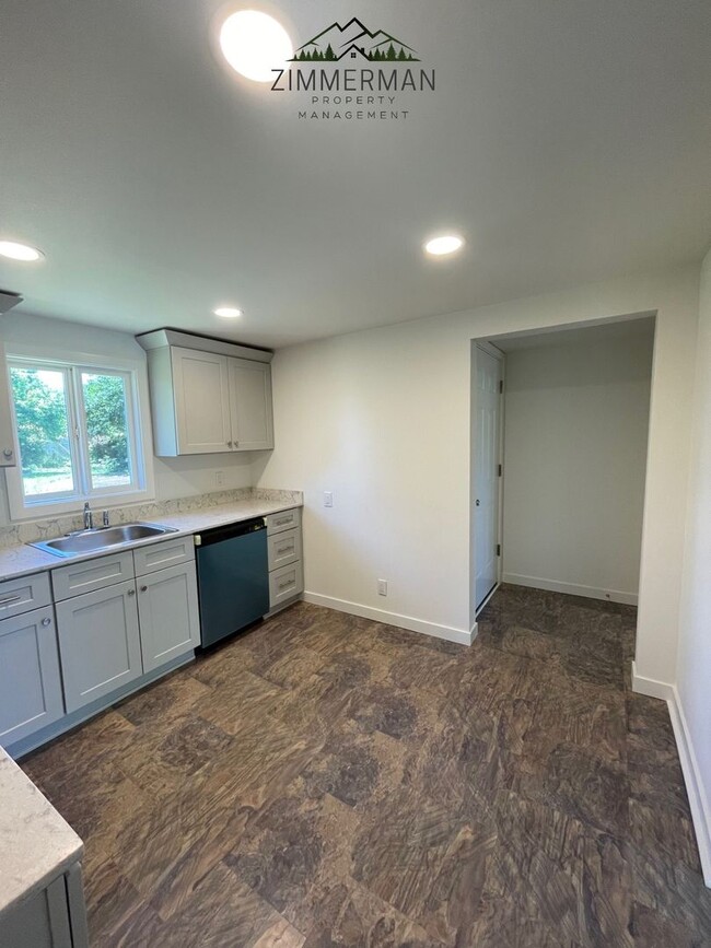 Photo - Newly remodeled house in a quiet neighborhood in Springfield