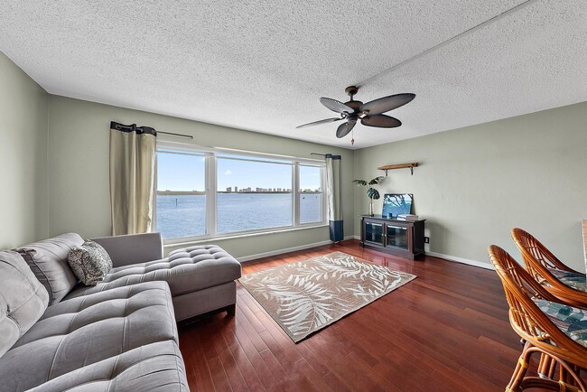 Photo - 52 Yacht Club Dr Condo Unit 405