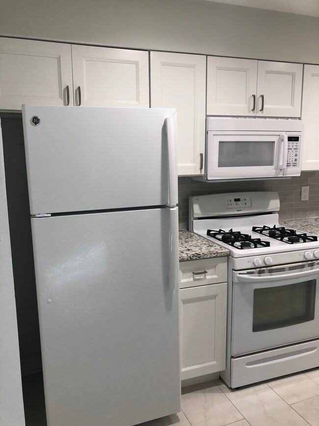 Photo - Great 2 bed 2 bath condo in Annapolis!